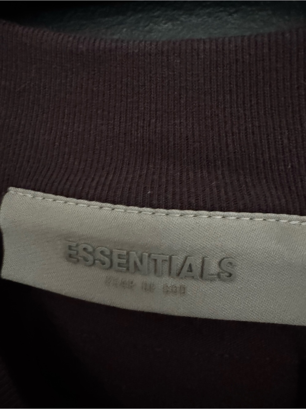 Essentials Dark Brown Ribbed Crewneck Tee EC size medium - Picture 3 of 7